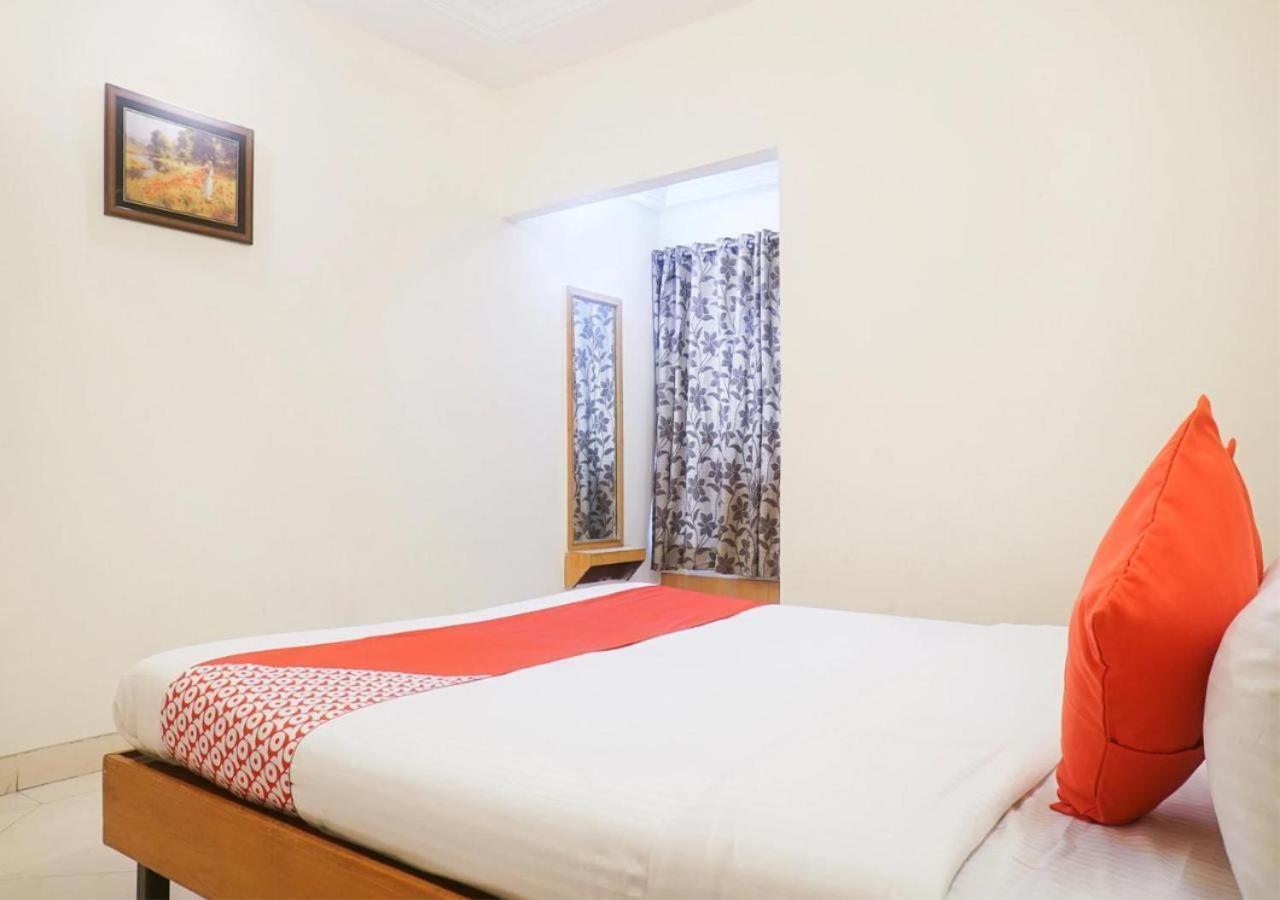 Hotel Kalasai Shirdi Luaran gambar