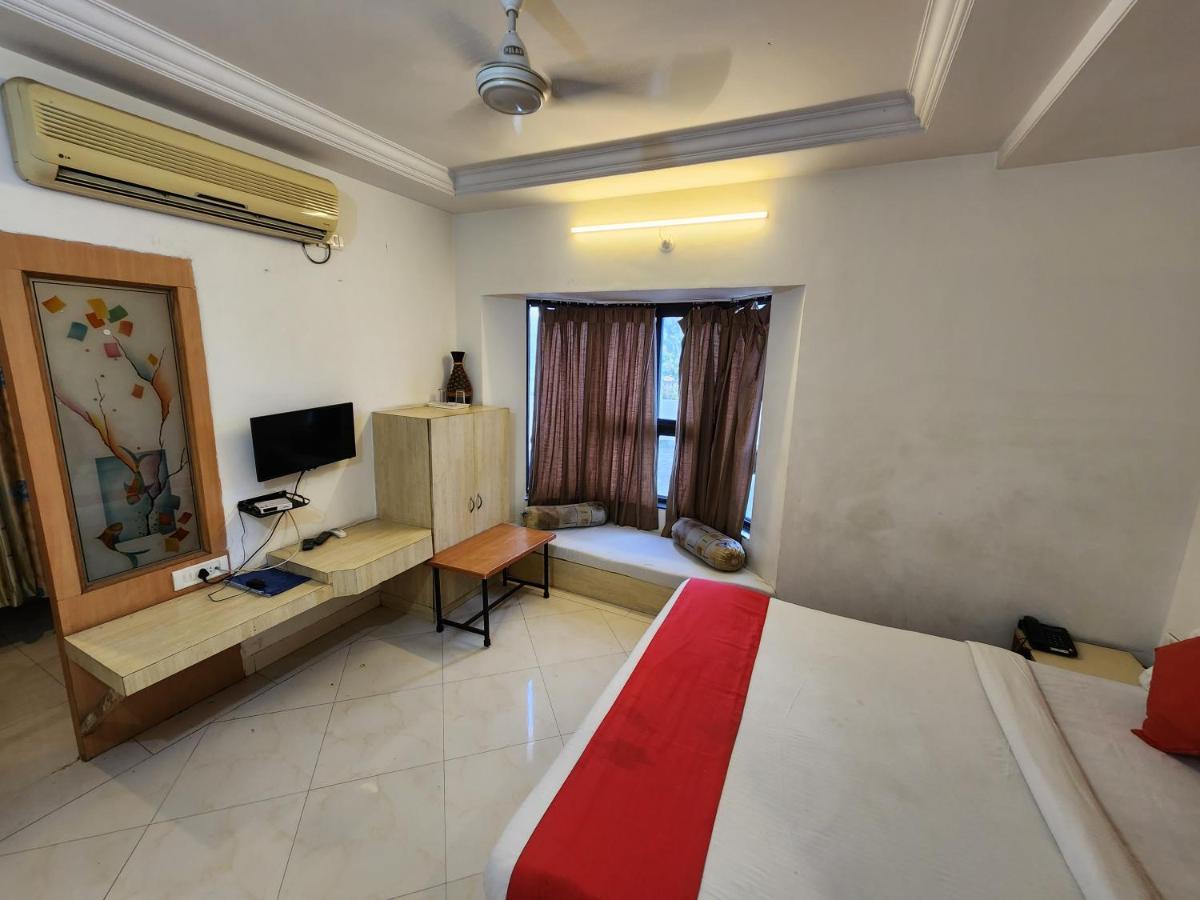 Hotel Kalasai Shirdi Luaran gambar